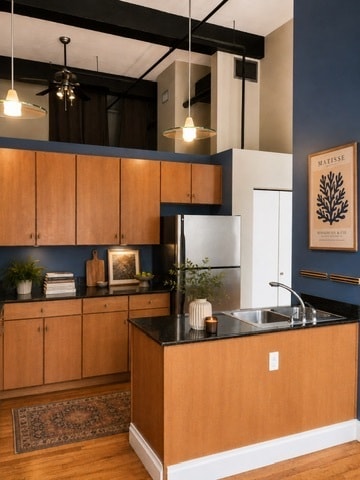 Granite Countertops and Stainless Steel Appliances - 920 Poeyfarre St