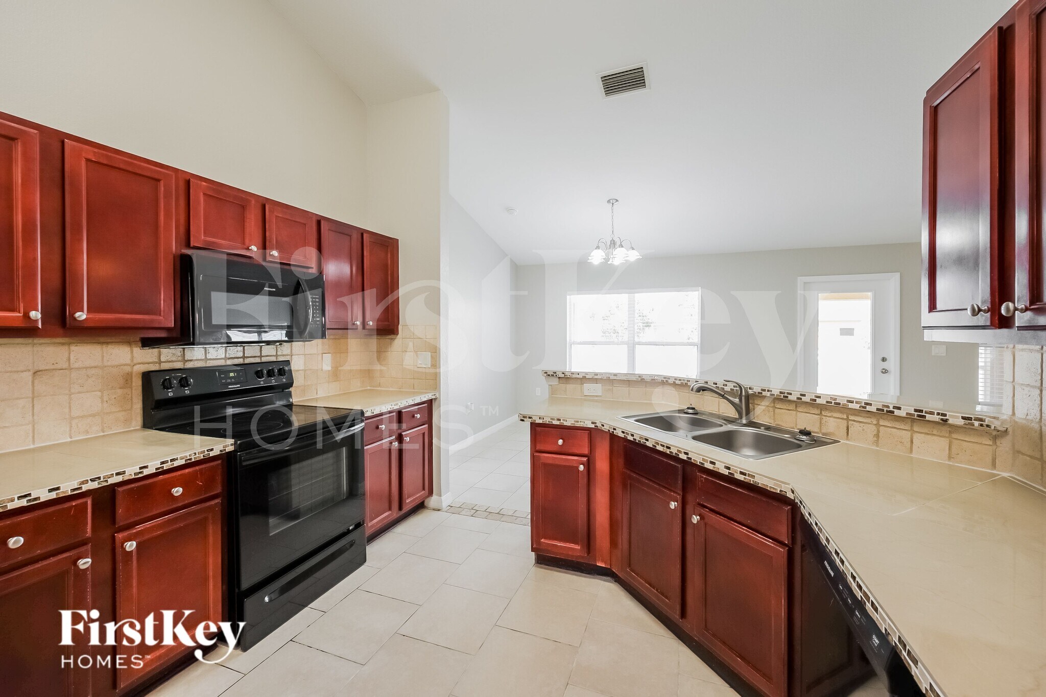 Building Photo - 414 Willowbrook Dr