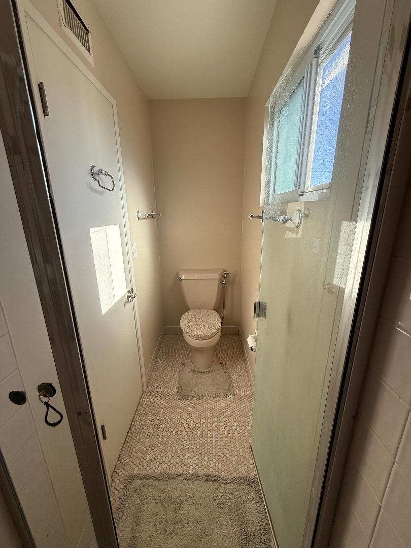 Master bedroom toilet - 7010 Dennison St