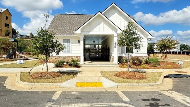 Building Photo - 1479 Creekside Cir NW