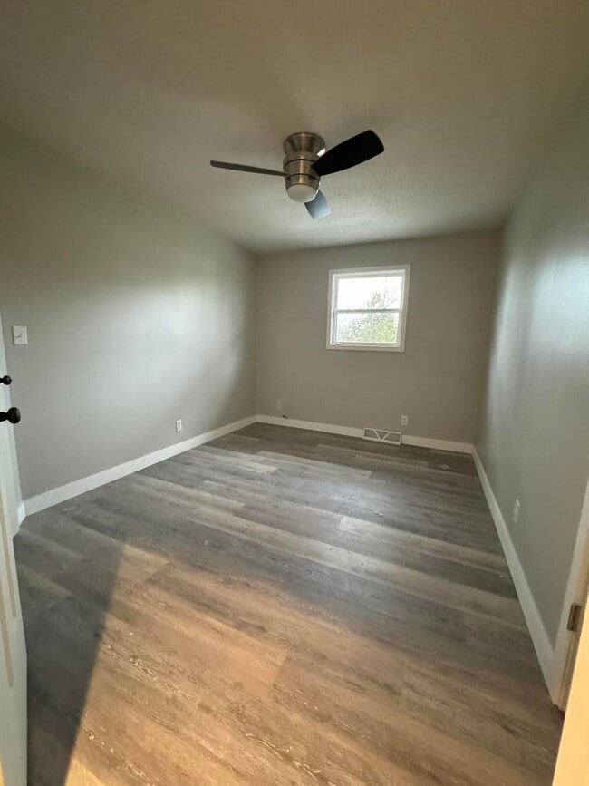 Building Photo - 3405 Balboa Ln