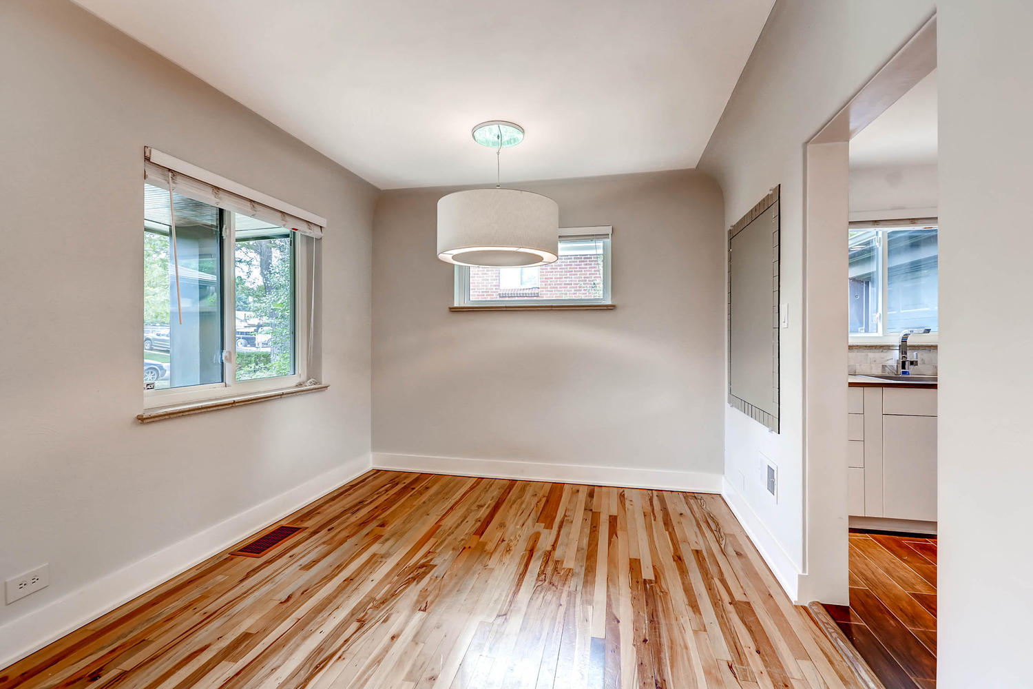 Dining room - 1183 Forest Street