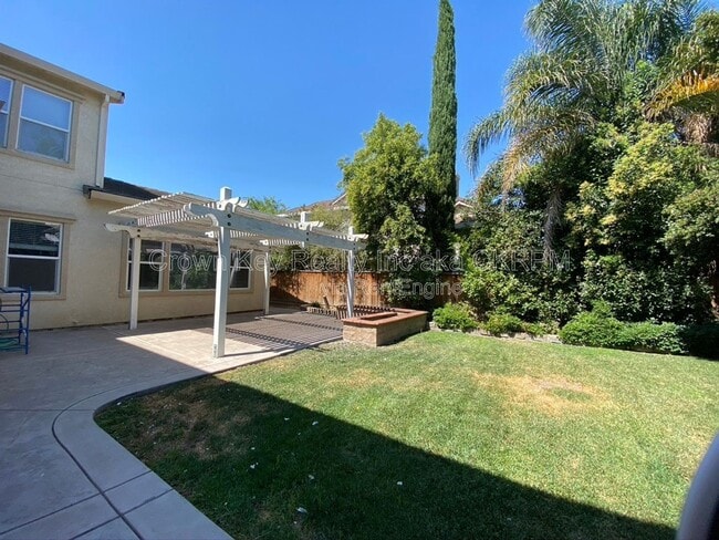 Building Photo - 2757 Marshall Way