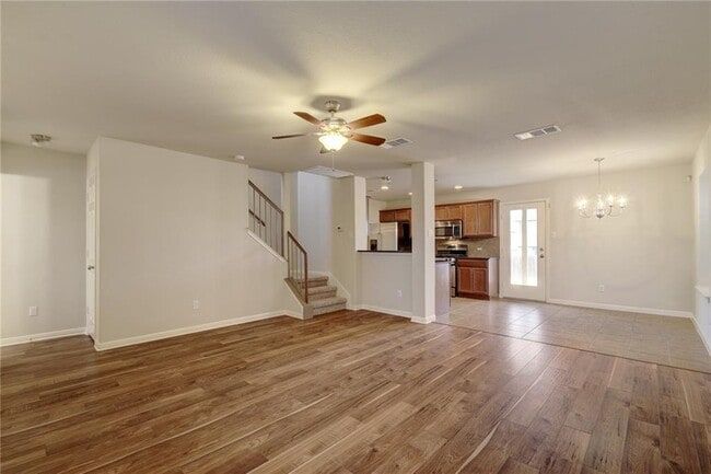 Building Photo - 476 Nottingham Loop