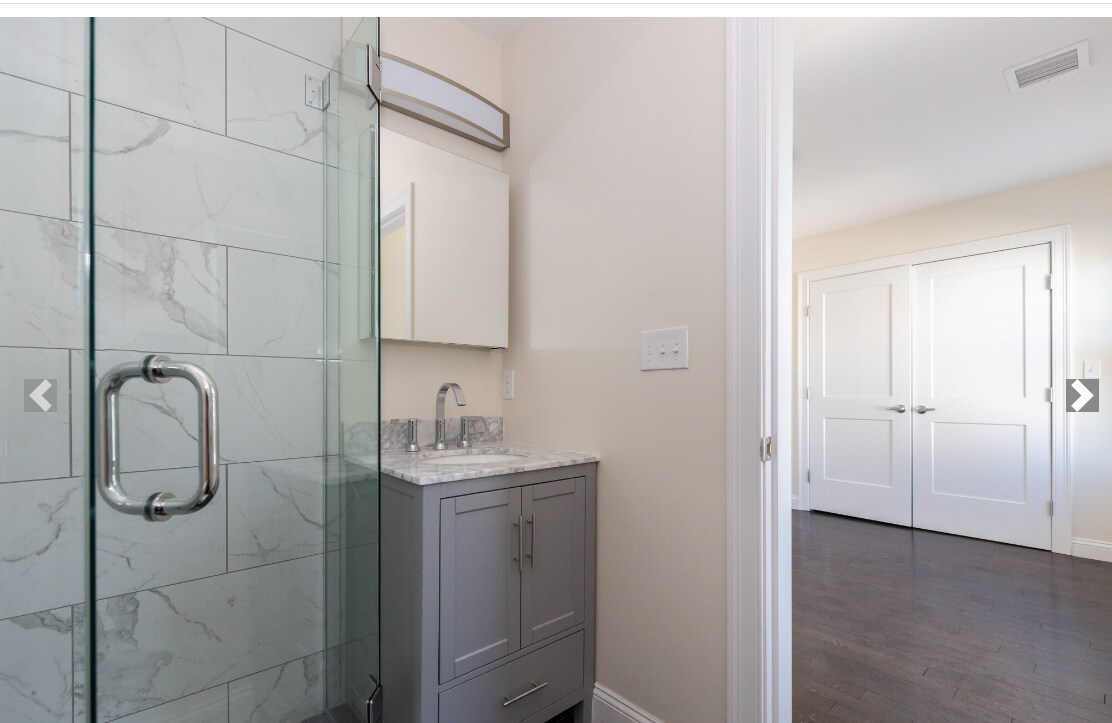 Building Photo - 39 Harvard St