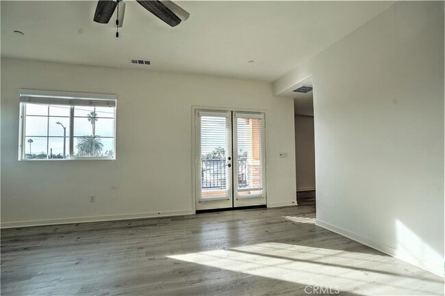 Building Photo - 22117 Normandie Ave