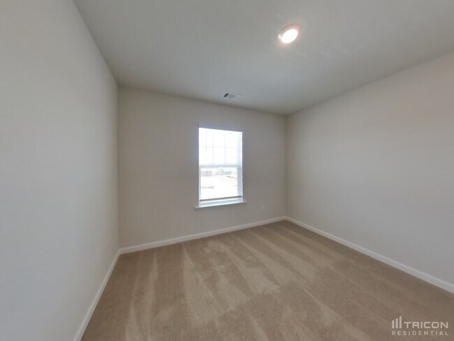 Building Photo - 1300 Deutz Dr