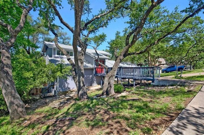Building Photo - 11510 Oak Knoll Dr