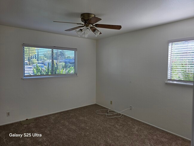 Building Photo - 3979 Mulberry Dr