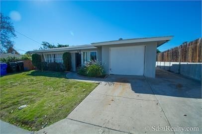 Primary Photo - 5 Bedroom w/ Pool on Rincon St. New floori...