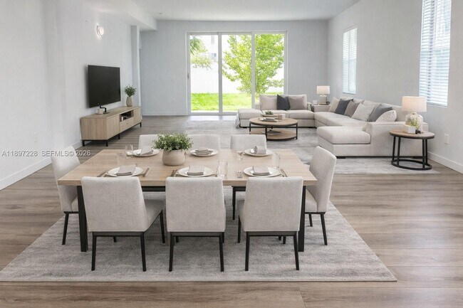 Building Photo - 432 21st St