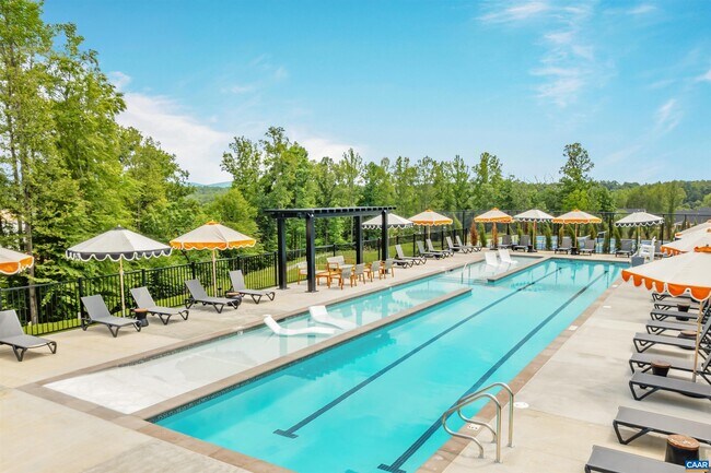 Building Photo - 92 Everglades Rd