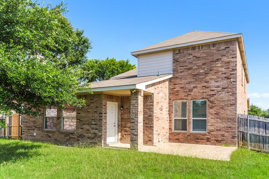 Building Photo - 6816 Clarktown Ct