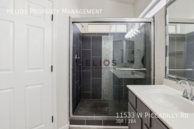 Building Photo - 11533 W Piccadilly Rd