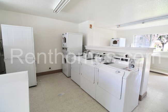 Building Photo - Mira Mesa, 10646 Aderman Avenue #18 - Minu...