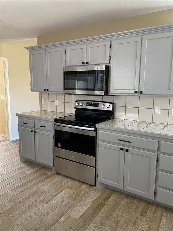 Building Photo - 10413 NW 45th St