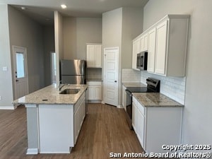Building Photo - 121 Nespral Dr
