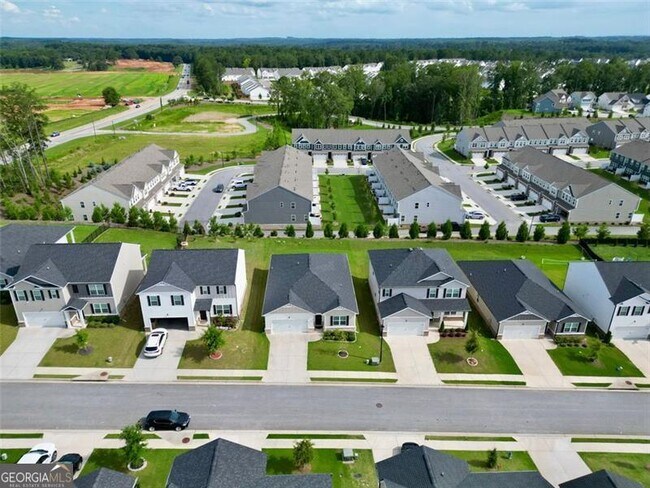 Building Photo - 120 Echo Ct