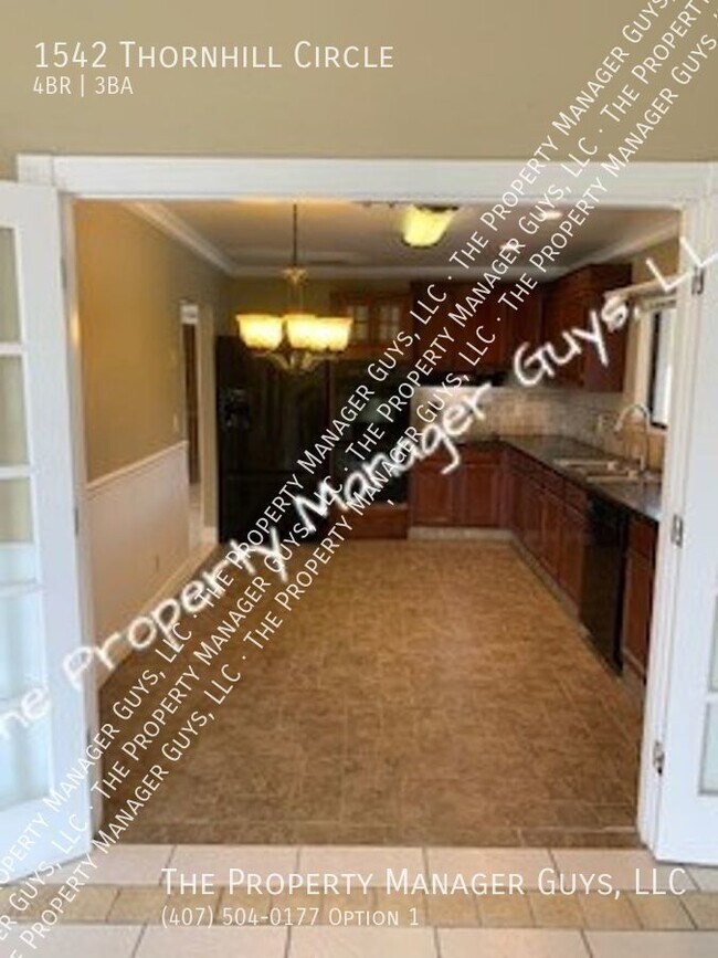 Building Photo - 1542 Thornhill Cir