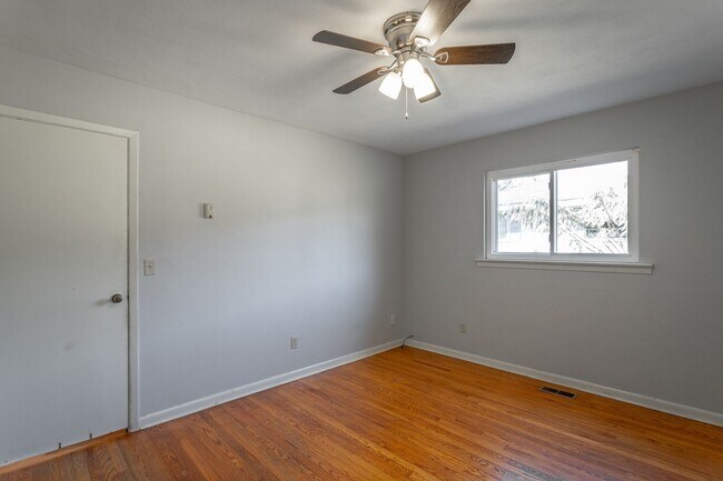 Building Photo - 3613 Old Ringgold Rd