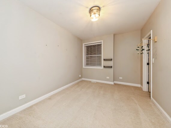Building Photo - 1347 W Fillmore St