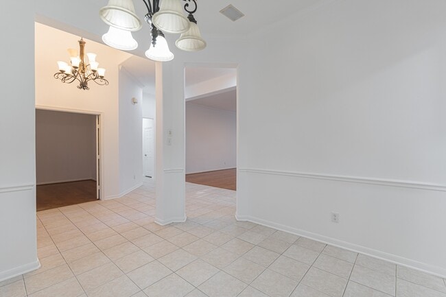 Building Photo - 22 Westwinds Cir