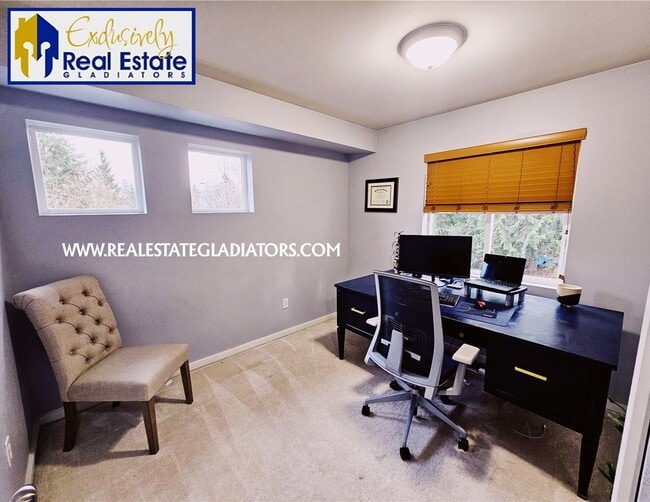 Building Photo - 4 Bed 2.5 Bath in River King Estates - Dog...