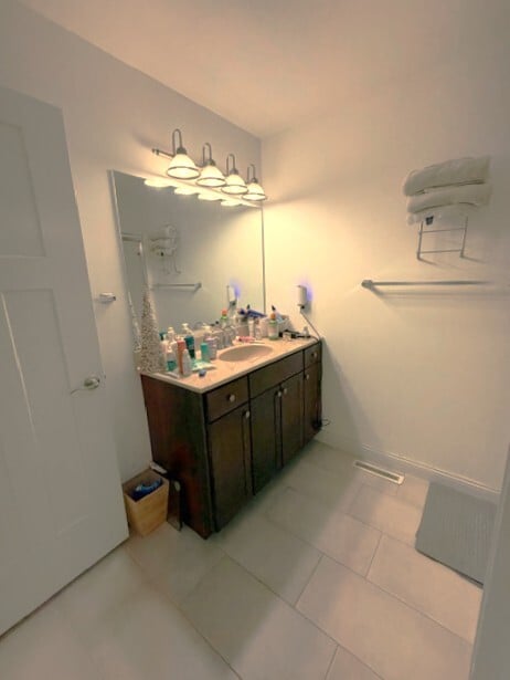 each bedroom has its own full bath - 408 W Maple St