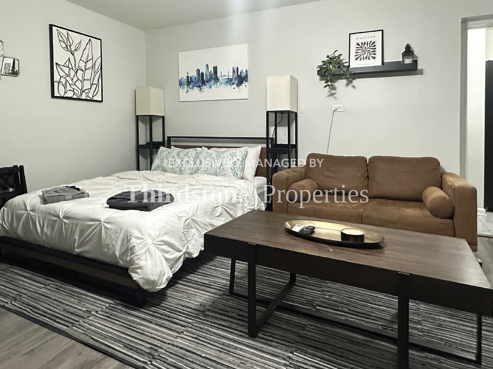 Building Photo - 908 Barrs St