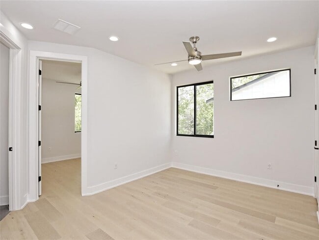 Building Photo - 1710 Adina St