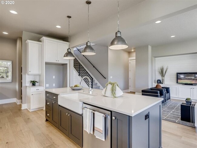 Building Photo - Coming Soon!  4 Bedroom Located in Highly Desirable Frog Pond Stafford Meadows