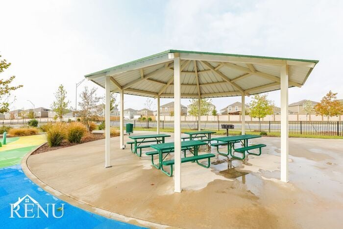 Building Photo - 2935 Jackson Smt