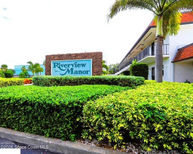 Building Photo - 200 St Lucie Ln