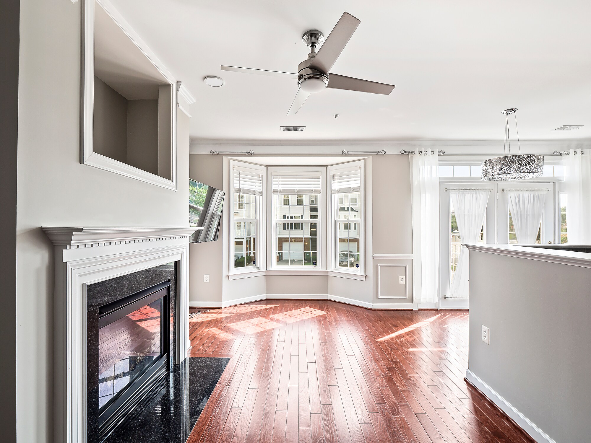 Building Photo - 2498 Curie Ct