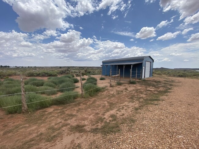 Building Photo - 2255 S Hopi Dr