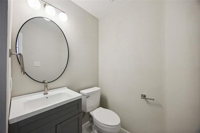 Building Photo - 12215 Cardston Ct