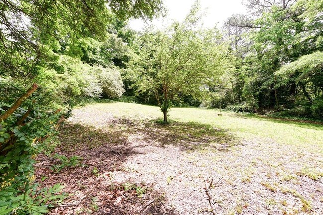 Building Photo - 5904 Heatherwood Ln