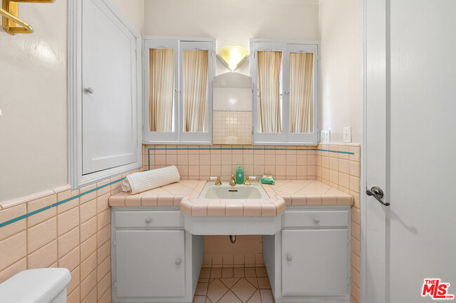 Building Photo - 2413 Argosy Way