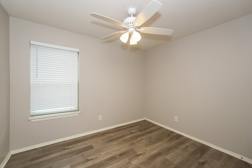 Building Photo - 9324 Cynthia Ct