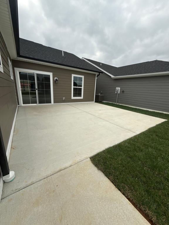 Building Photo - 2034 Harmony Ln