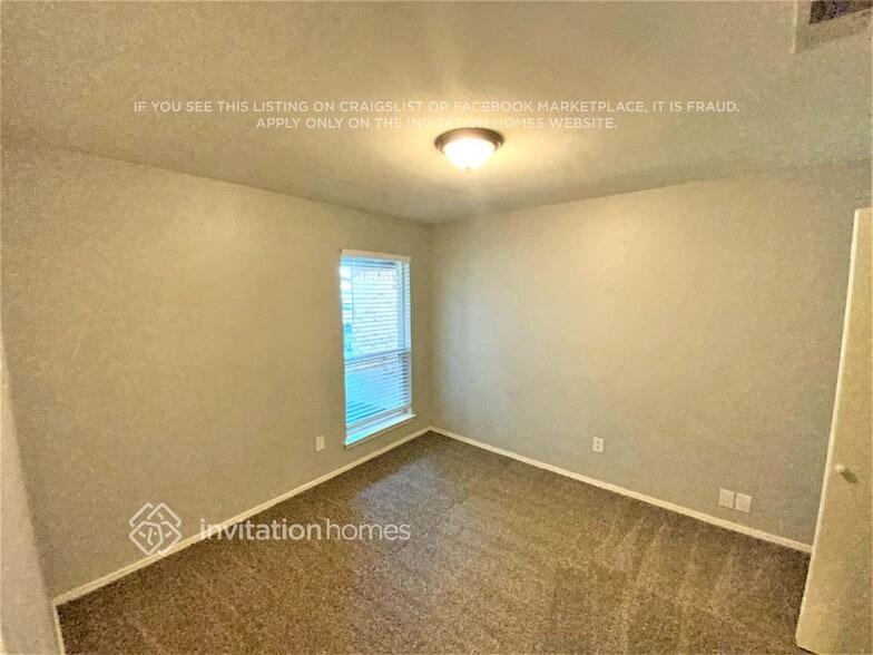 Building Photo - 747 James Cir