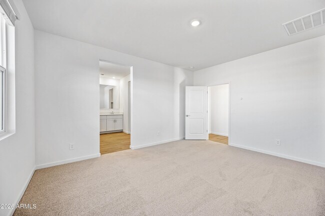 Building Photo - 2436 Fortana Dr