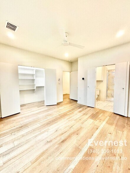 Building Photo - 2528 N Fitzhugh Ave