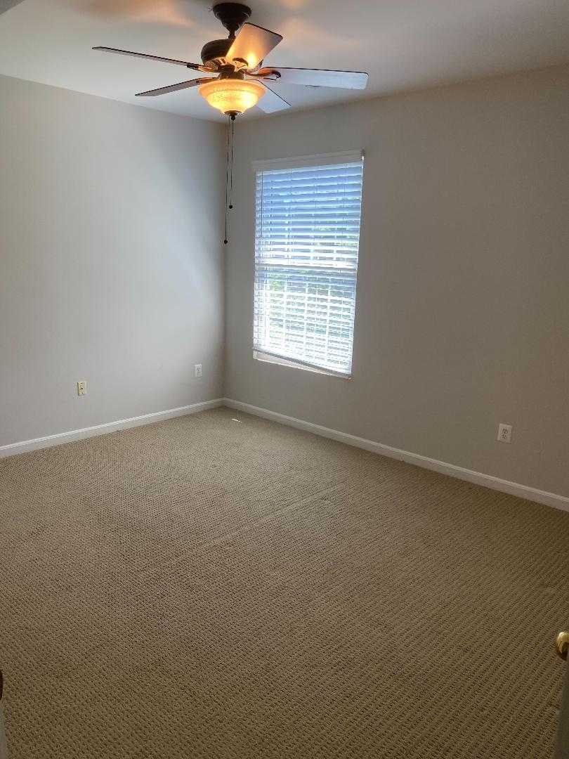 Building Photo - 20447 Chesapeake Sq