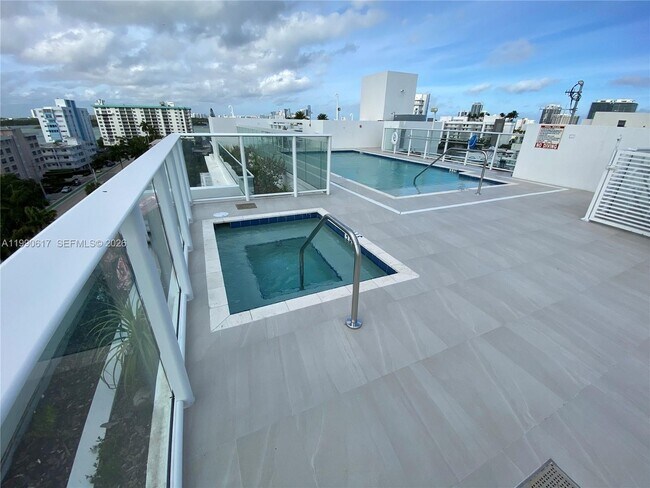 Building Photo - 1170 101st St