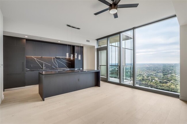 Building Photo - 44 East Ave