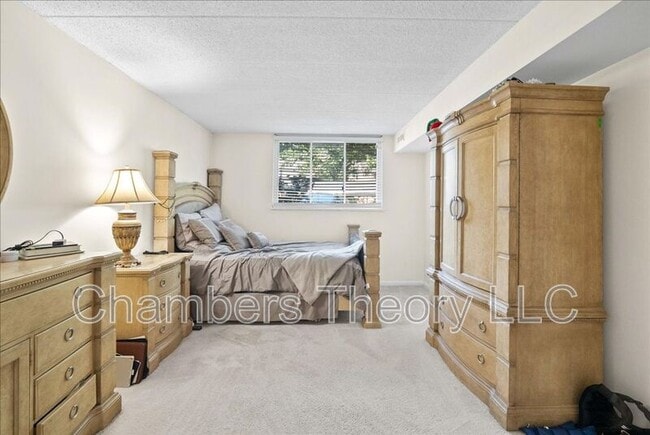 Building Photo - 5121 Maris Ave