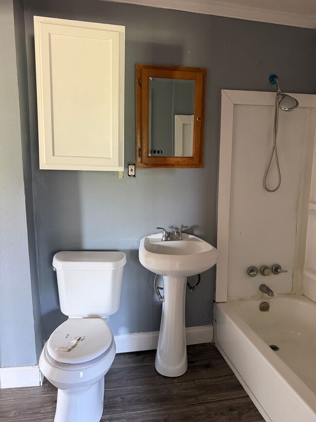 Building Photo - 3108 Syphon St