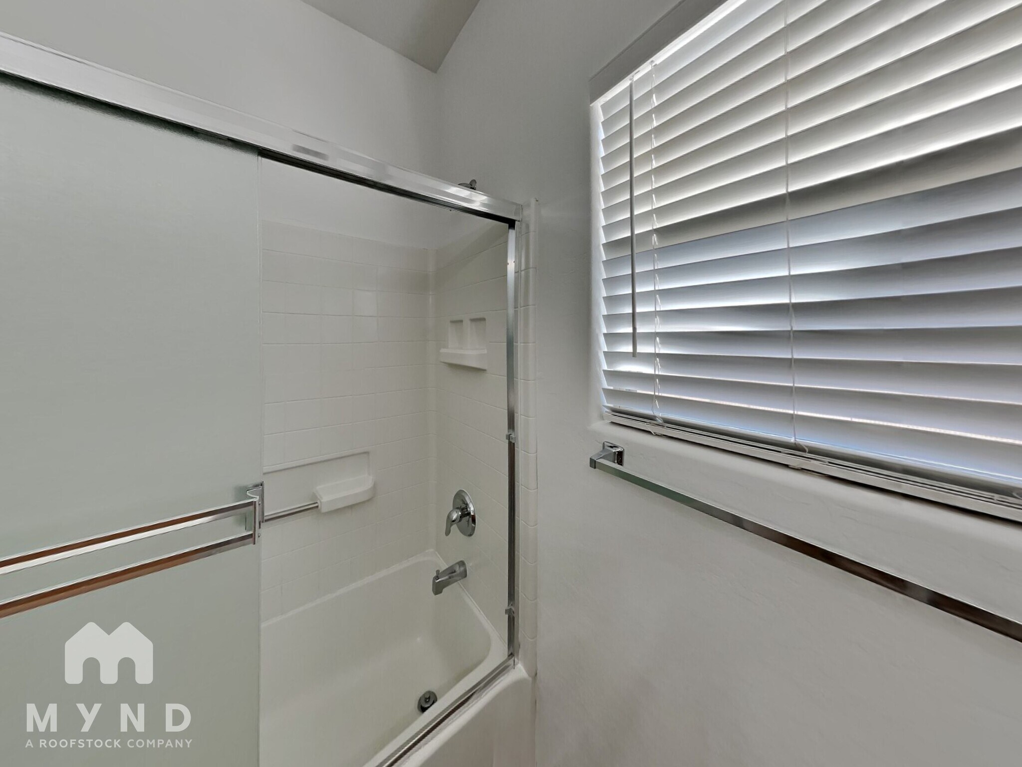 Building Photo - 44742 Portabello Rd