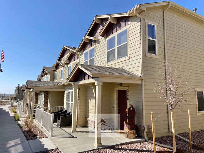 Building Photo - 2122 Birmingham Loop